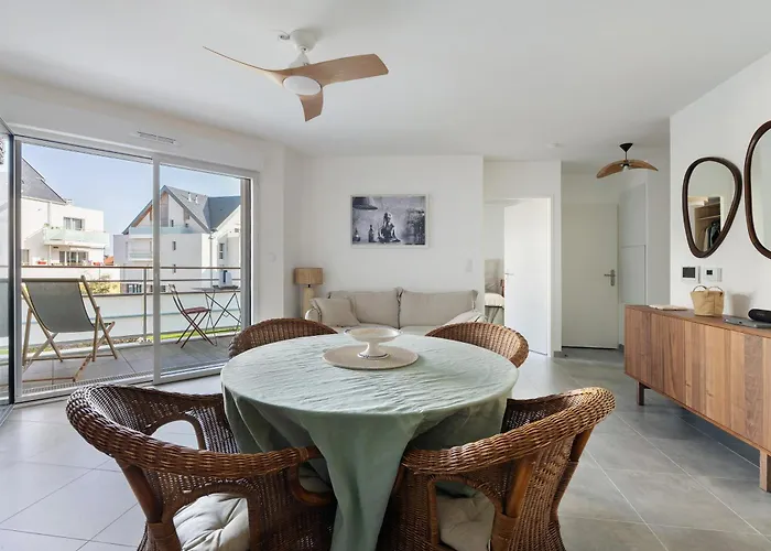 Apartment A102 T2 Chic Avec Terrasse