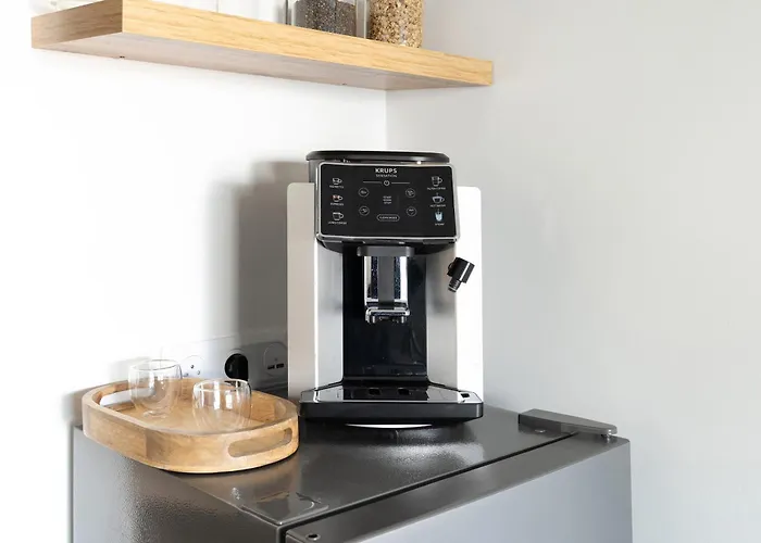 A102 T2 Chic Avec Terrasse